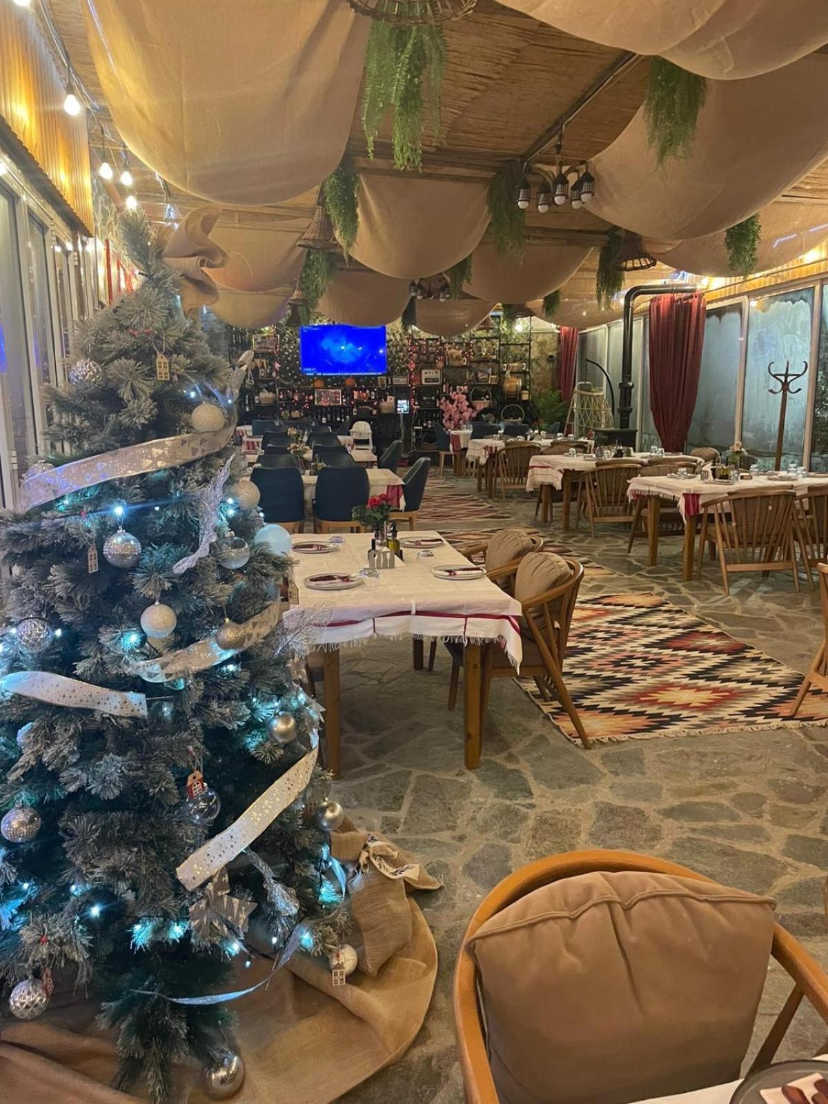 Keshtjella Xhabeqos Hotell 4*