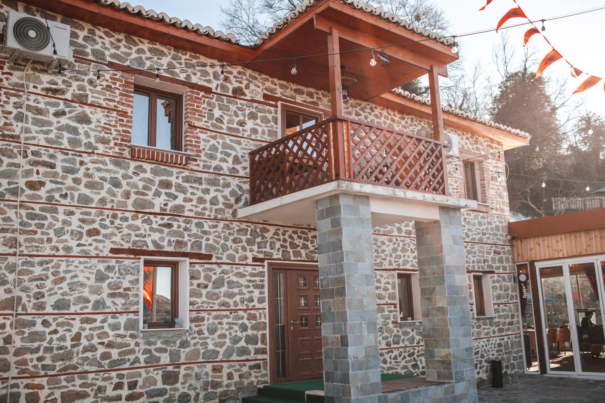 Keshtjella Xhabeqos Ljaknasi