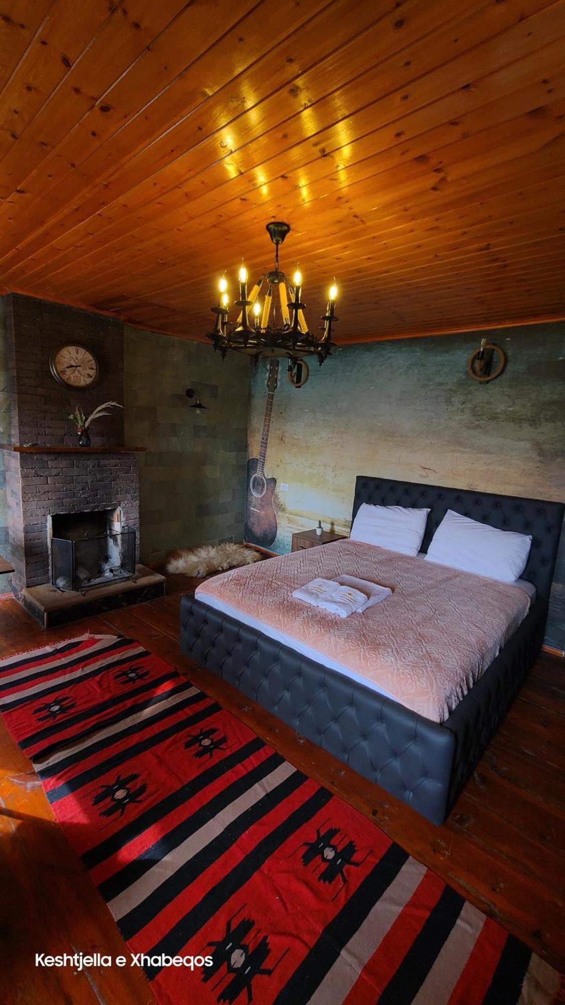 Keshtjella Xhabeqos 4*