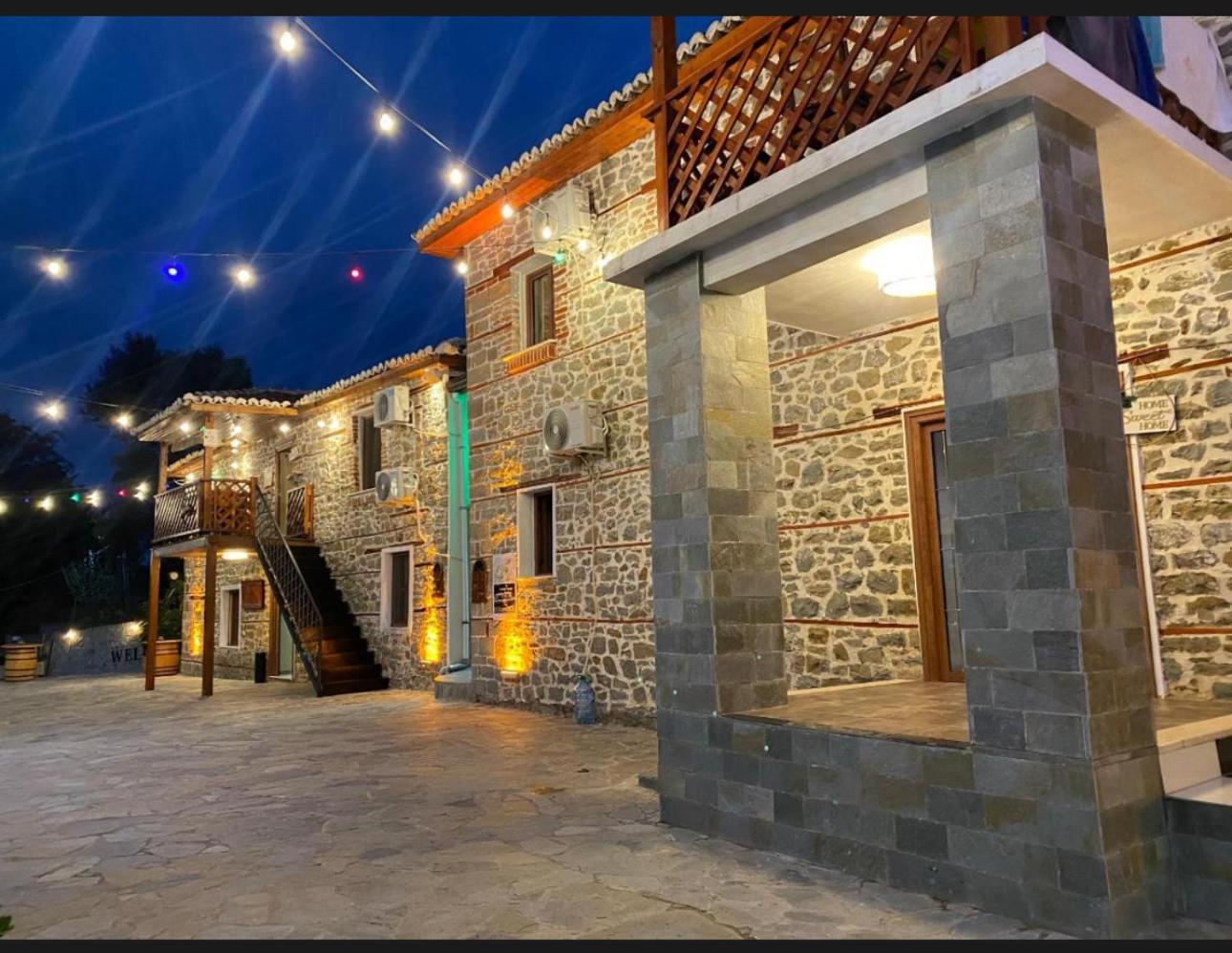 Keshtjella Xhabeqos 4*