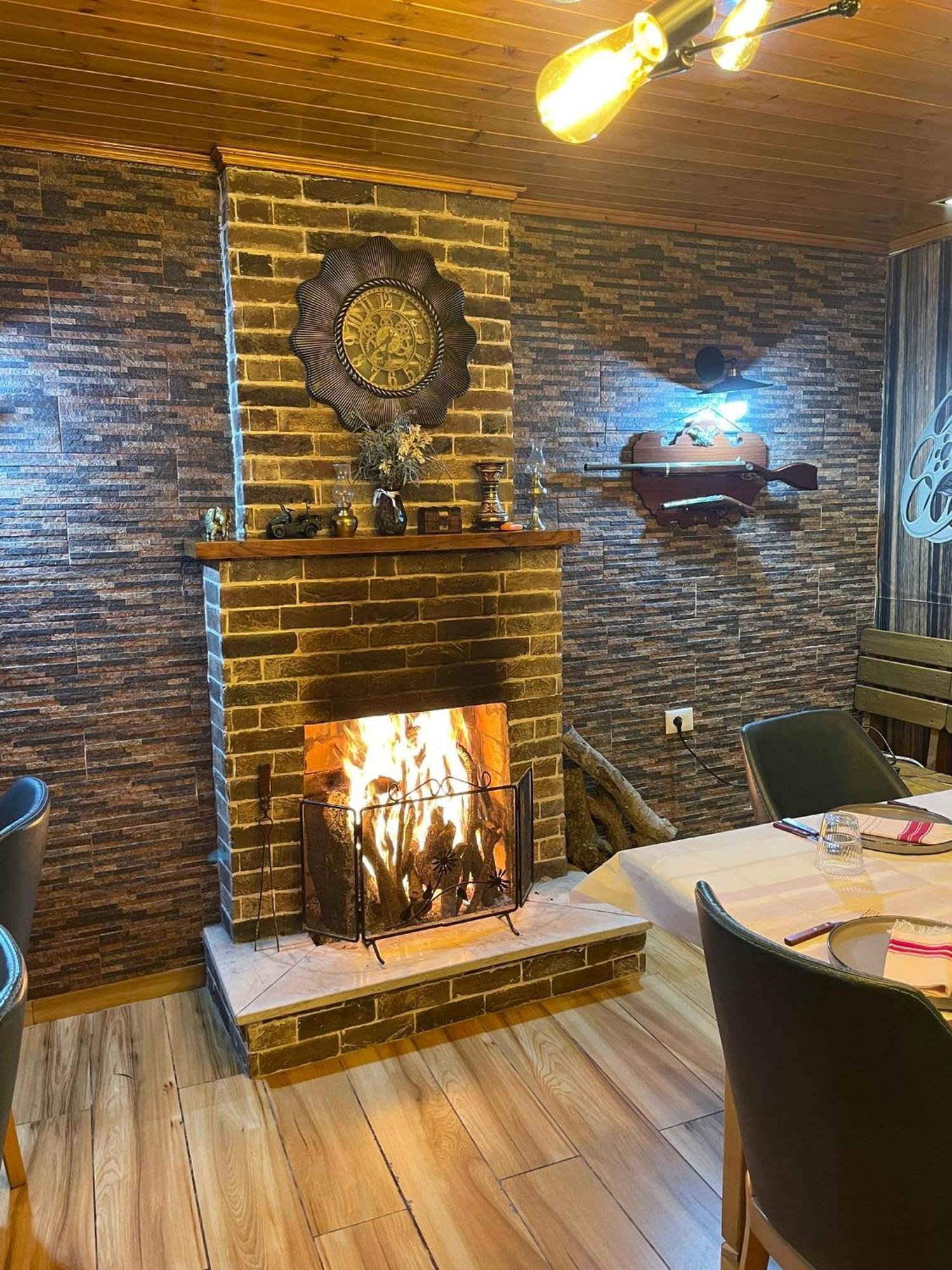 Keshtjella Xhabeqos Hotel