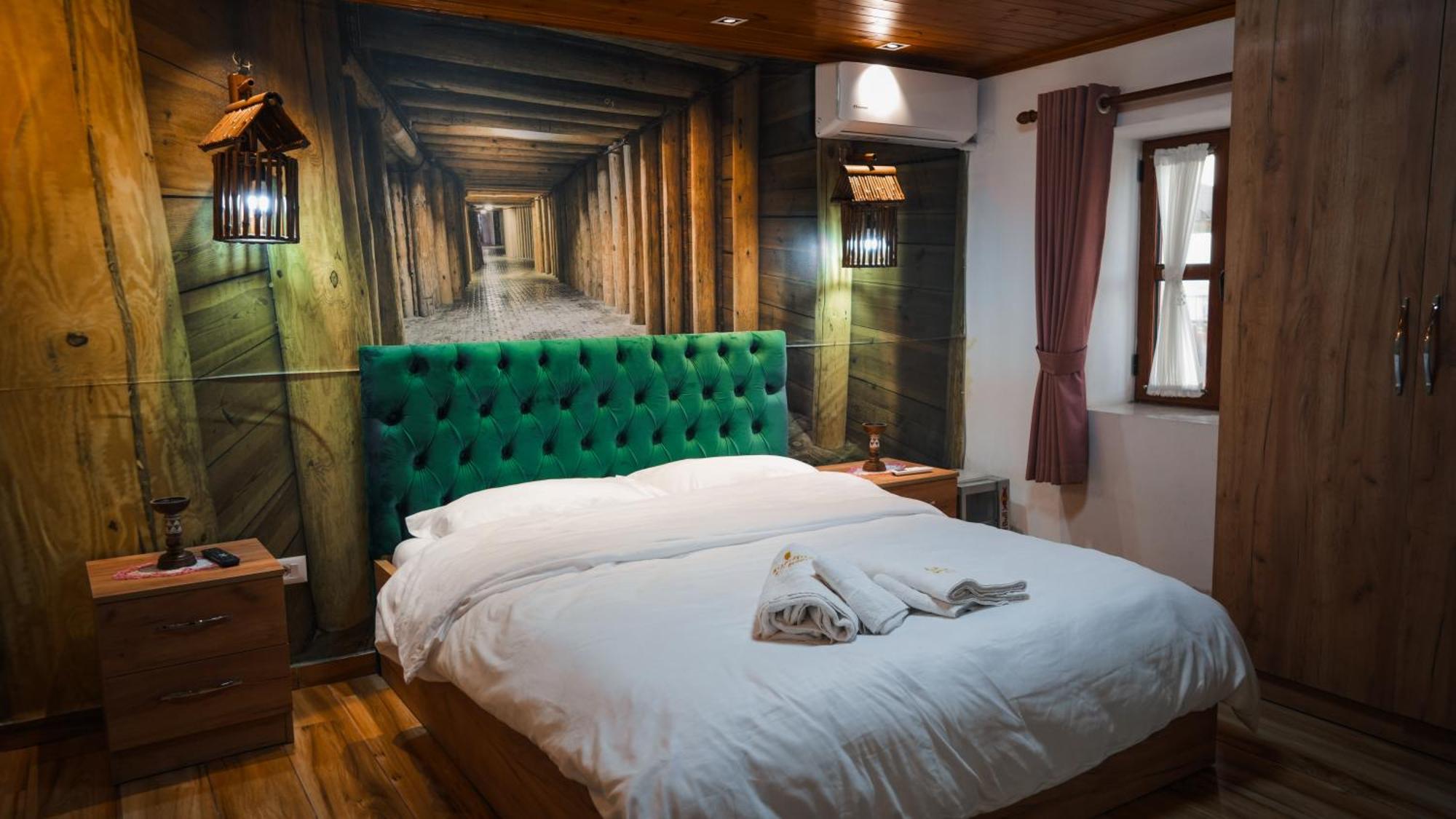 Hotel Keshtjella Xhabeqos Ljaknasi